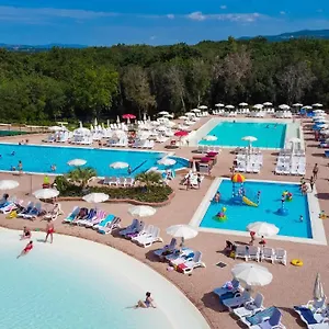 Ferienpark Hu Village, Montescudaio