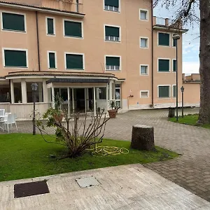 https://park-hotel-villamaria.it-romehotels.com