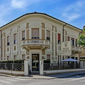 Gigliola *** Lido di Camaiore